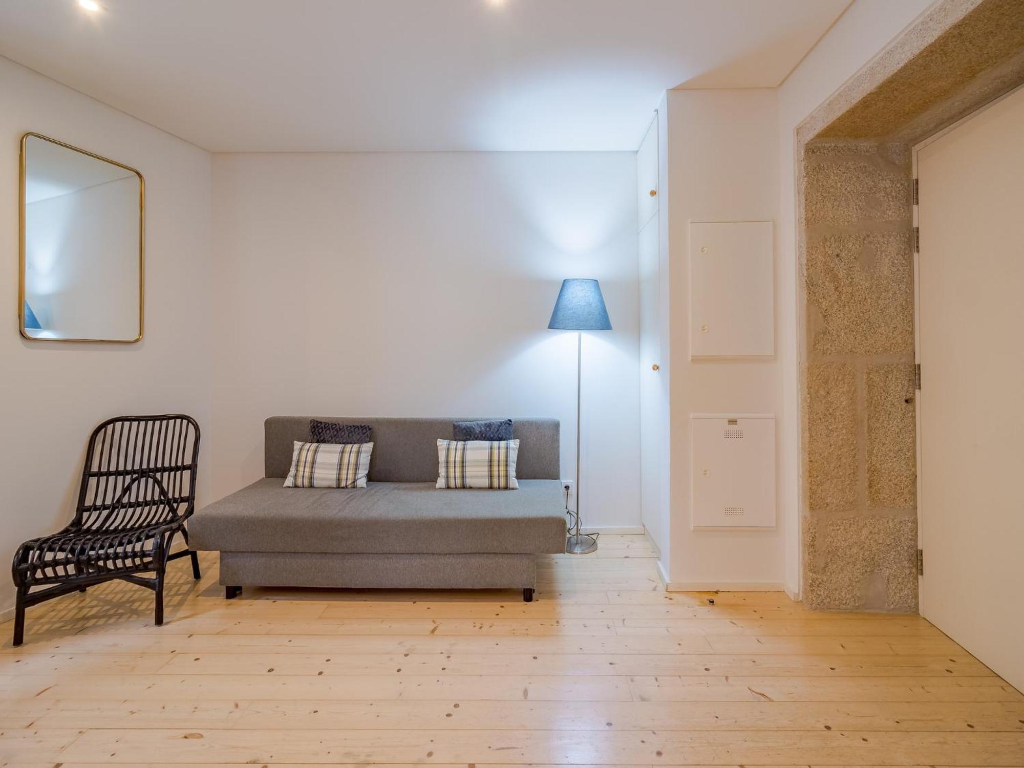 Apartment Charming With Convenient Access Porto